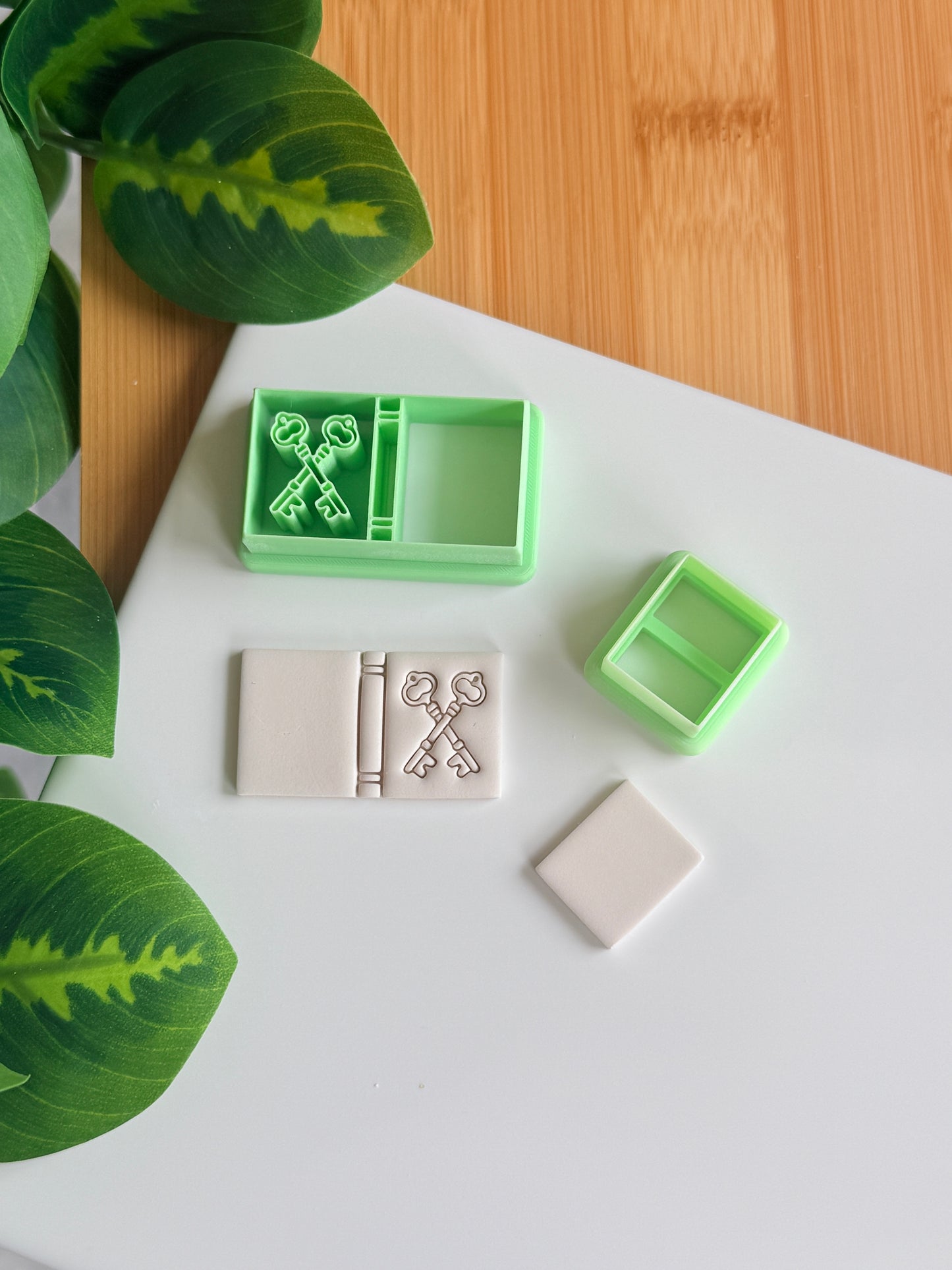 Intersecting Keys Book Cutter | Polymer Clay Cutters