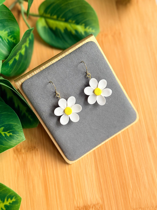 Sculpted Daisy Earrings | Polymer Clay Earrings